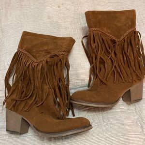 Leather boot females size 10 mid calf